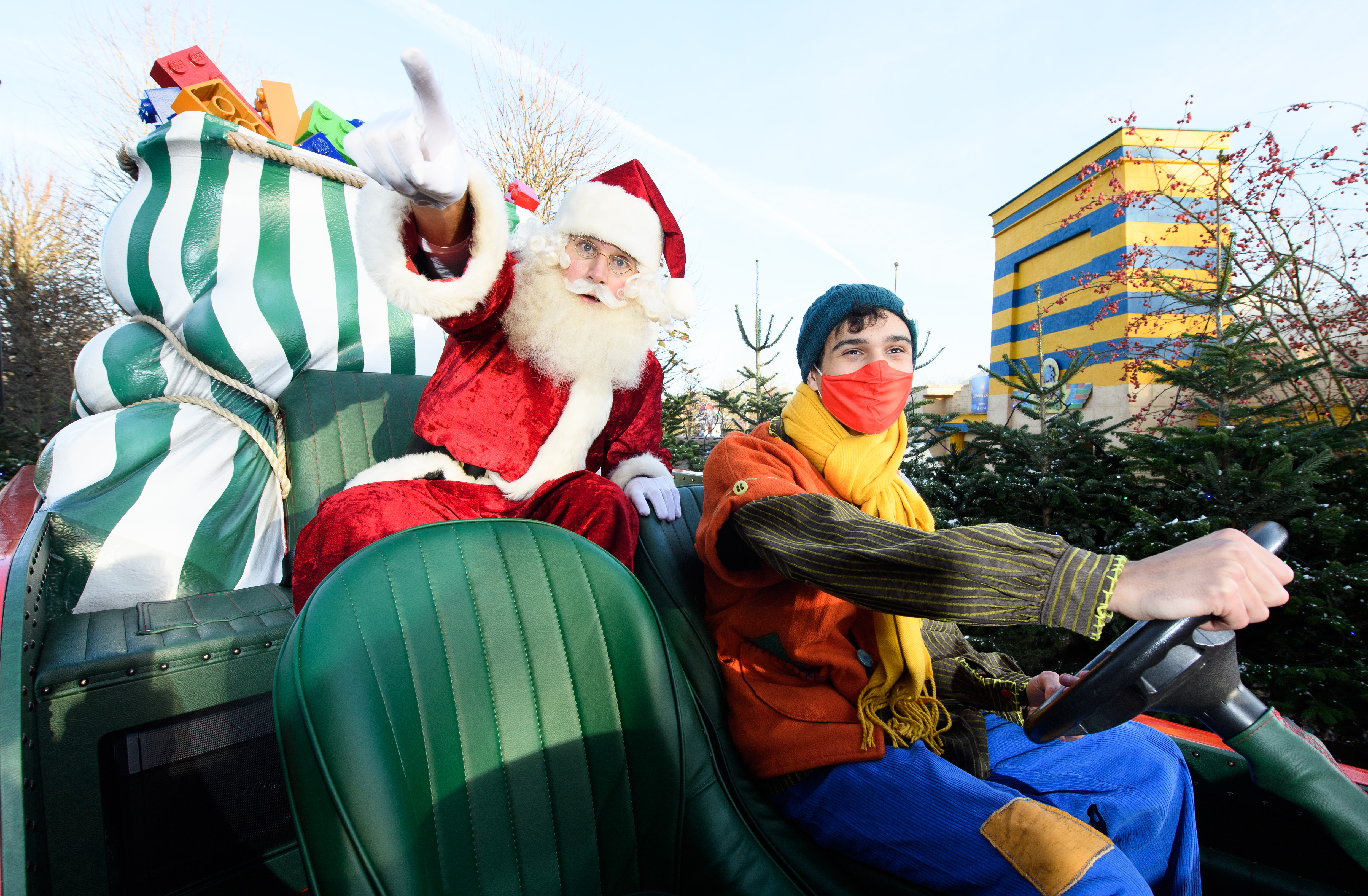 Father Christmas and Elf on Sleigh around LEGOLAND Windsor Resort