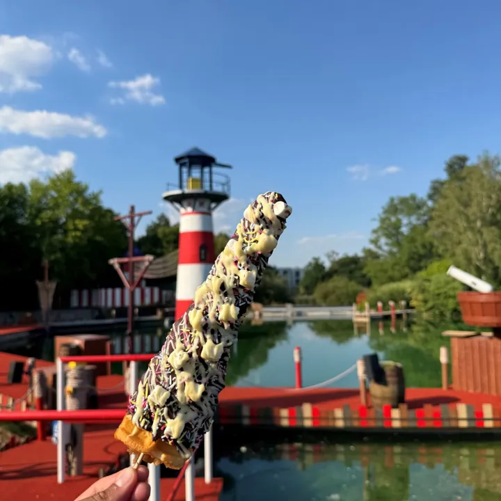 Hlake Desserts 1