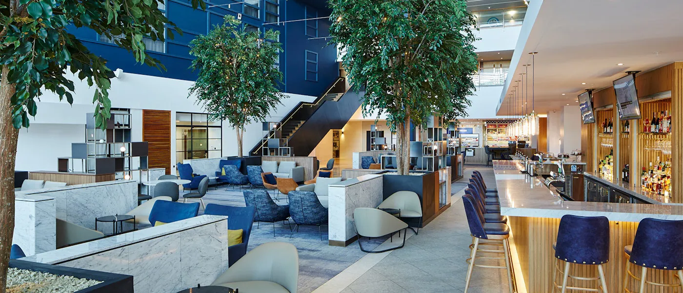 Heathrow Marriott Lobby3