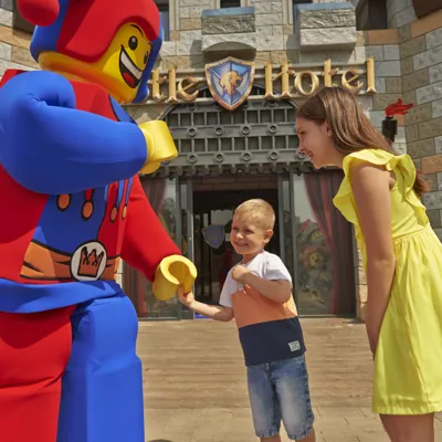 Family meeting Jester at the LEGOLAND Castle Hotel