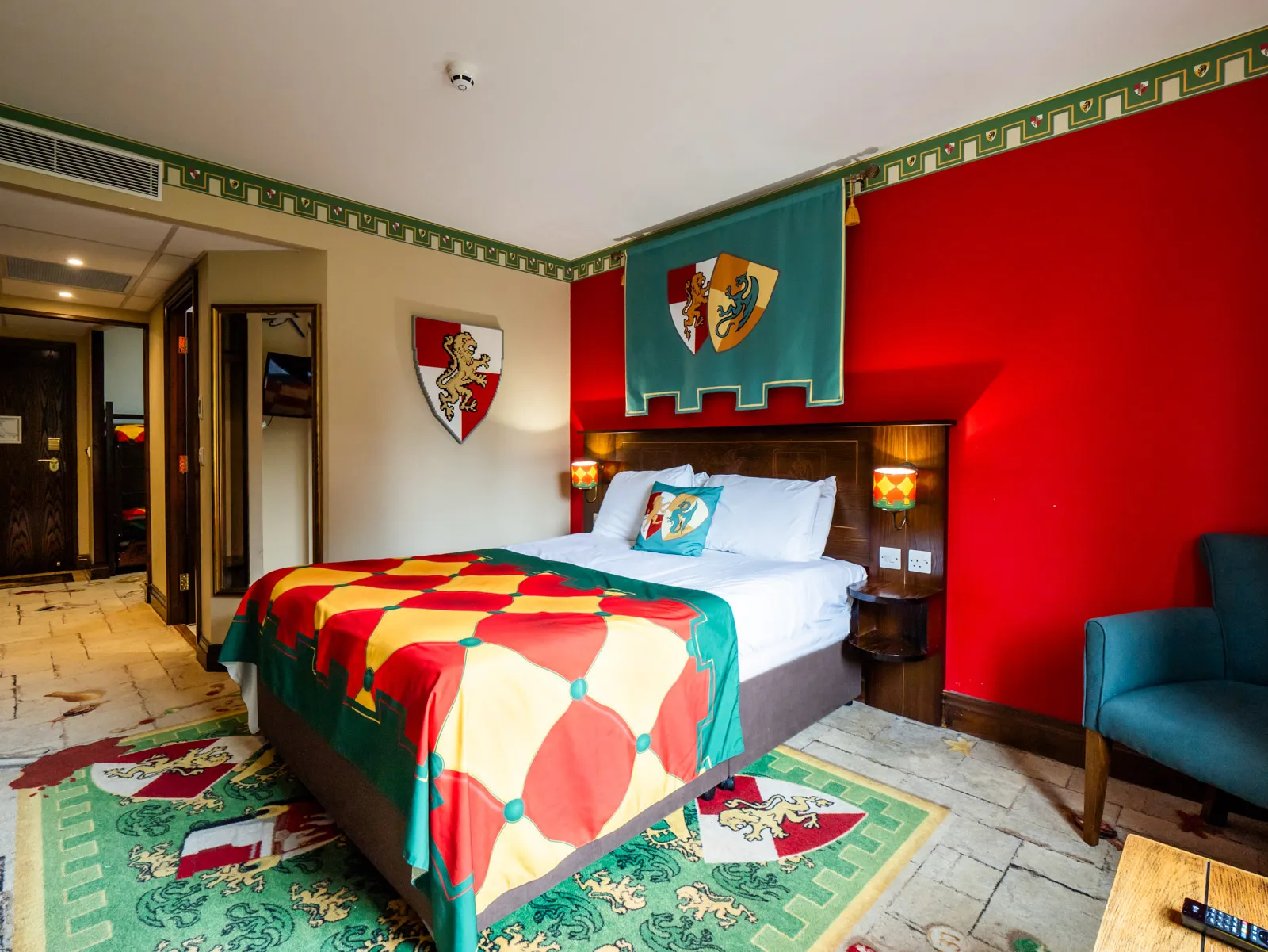 Kingdom Themed Hotel Rooms LEGOLAND Windsor Resort