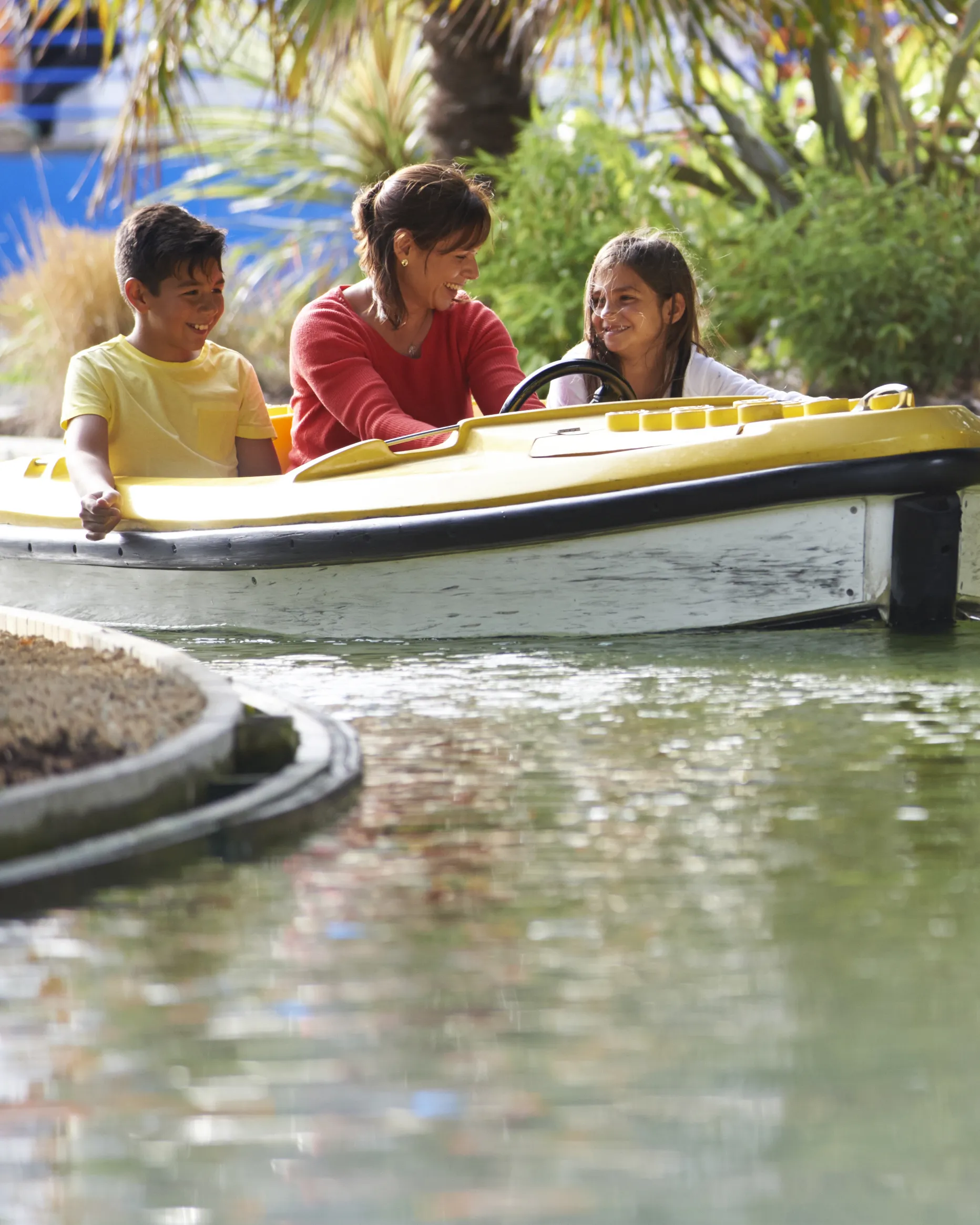 Family in boat at Coastguard HQ at the LEGOLAND Windsor Resort