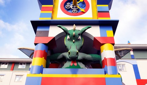 LEGO Dragon guarding the enterance of the LEGOLAND Resort Hotel