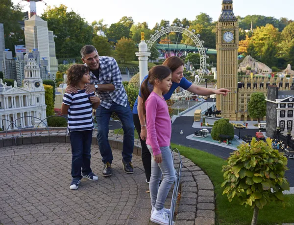 Family looking at London landmarks in Miniland at the LEGOLAND Windsor Resort