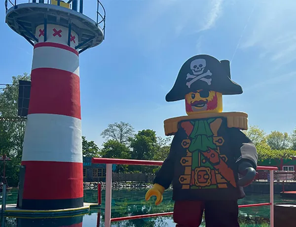 Captain Redbeard (2)