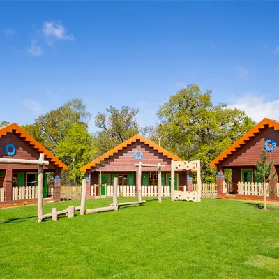 6 Standard Woodland Lodges in the LEGOLAND Woodland Village with children's play area