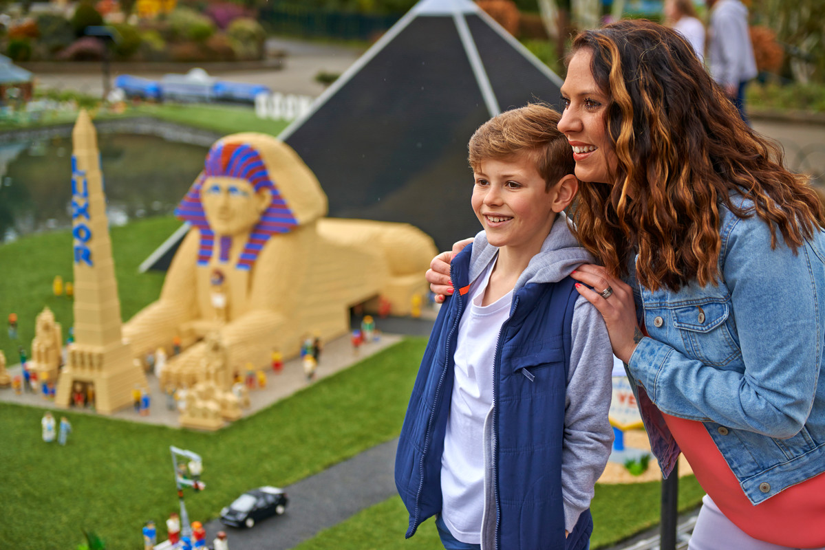 Boy and mother looking at Las Vegas landmarks in Miniland at the LEGOLAND Windsor Resort