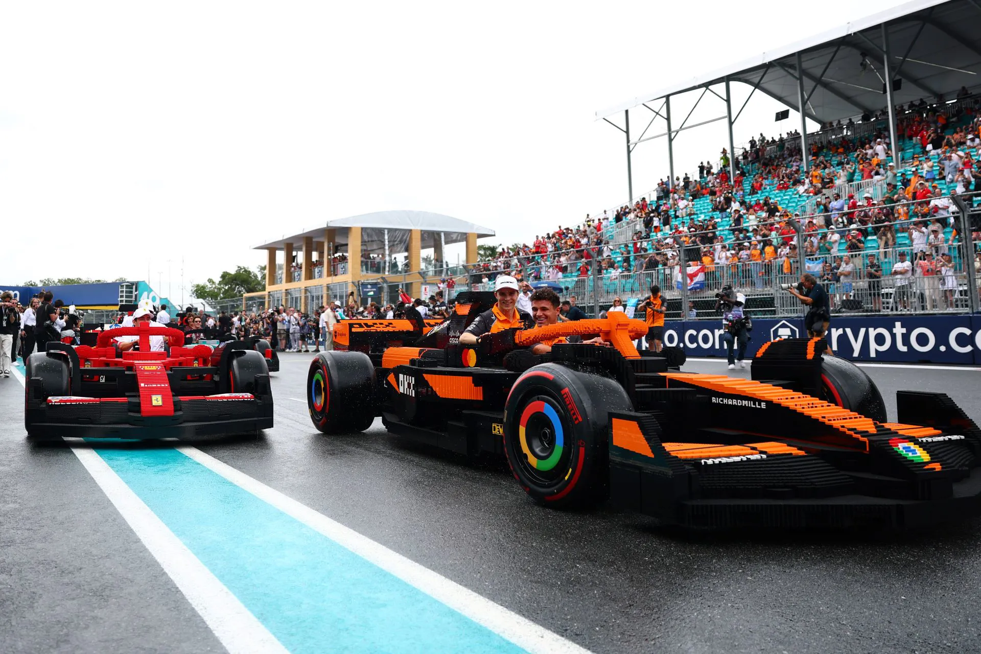 McLaren F1 LEGO Car with Lando Norris and Oscar Piastri
