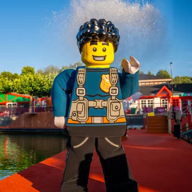Duke Detain LEGO City Live (1)