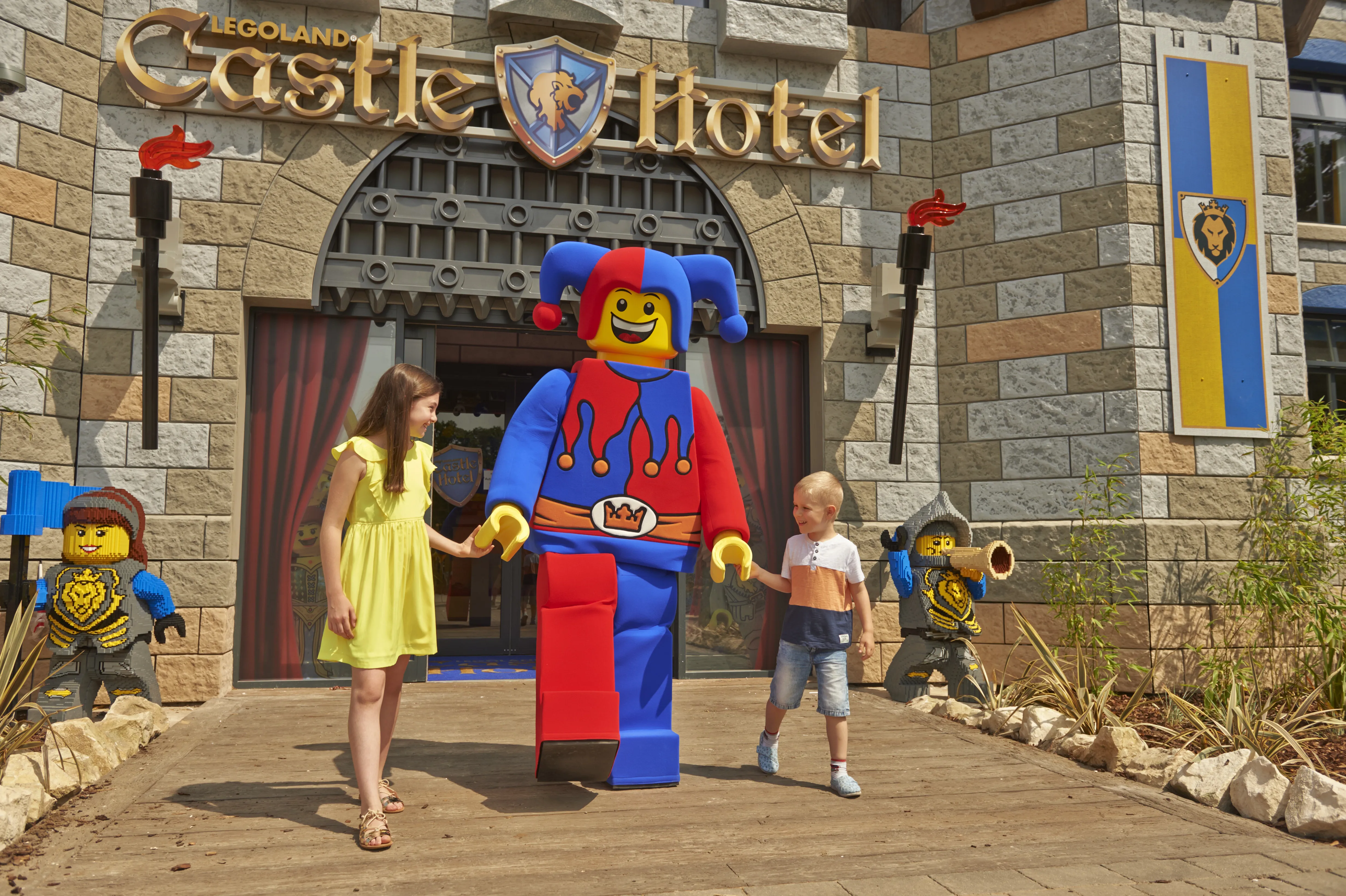 Family meeting Jester at the LEGOLAND Castle Hotel