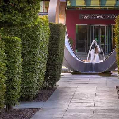 Entrance and hedges outside the Crowne Plaza Marlow, a partner hotel of the LEGOLAND Windsor Resort